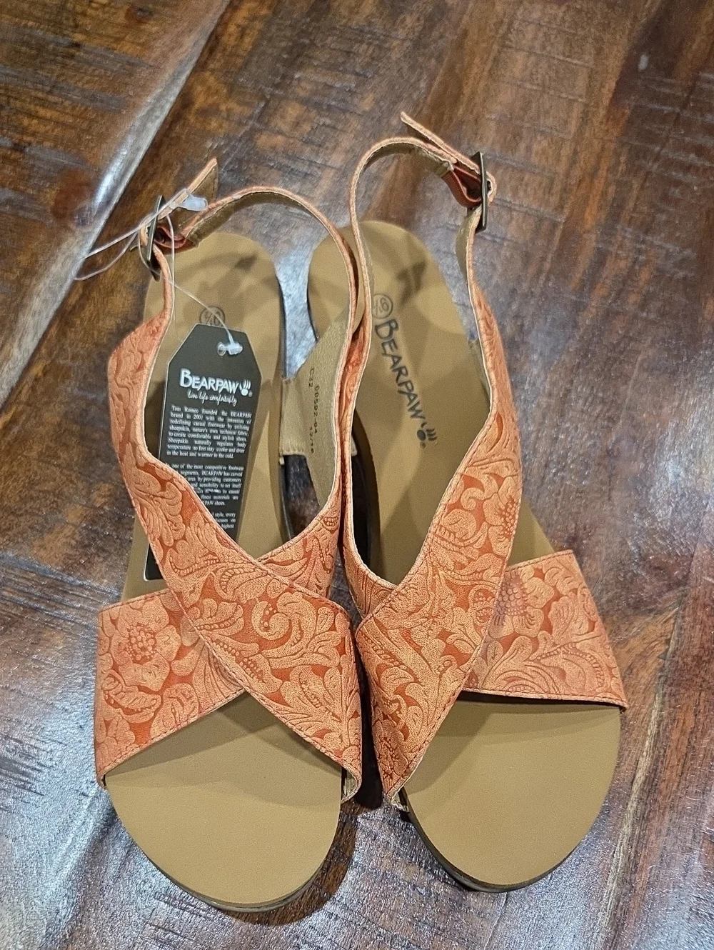 Bearpaw Wedge Sandals NWT